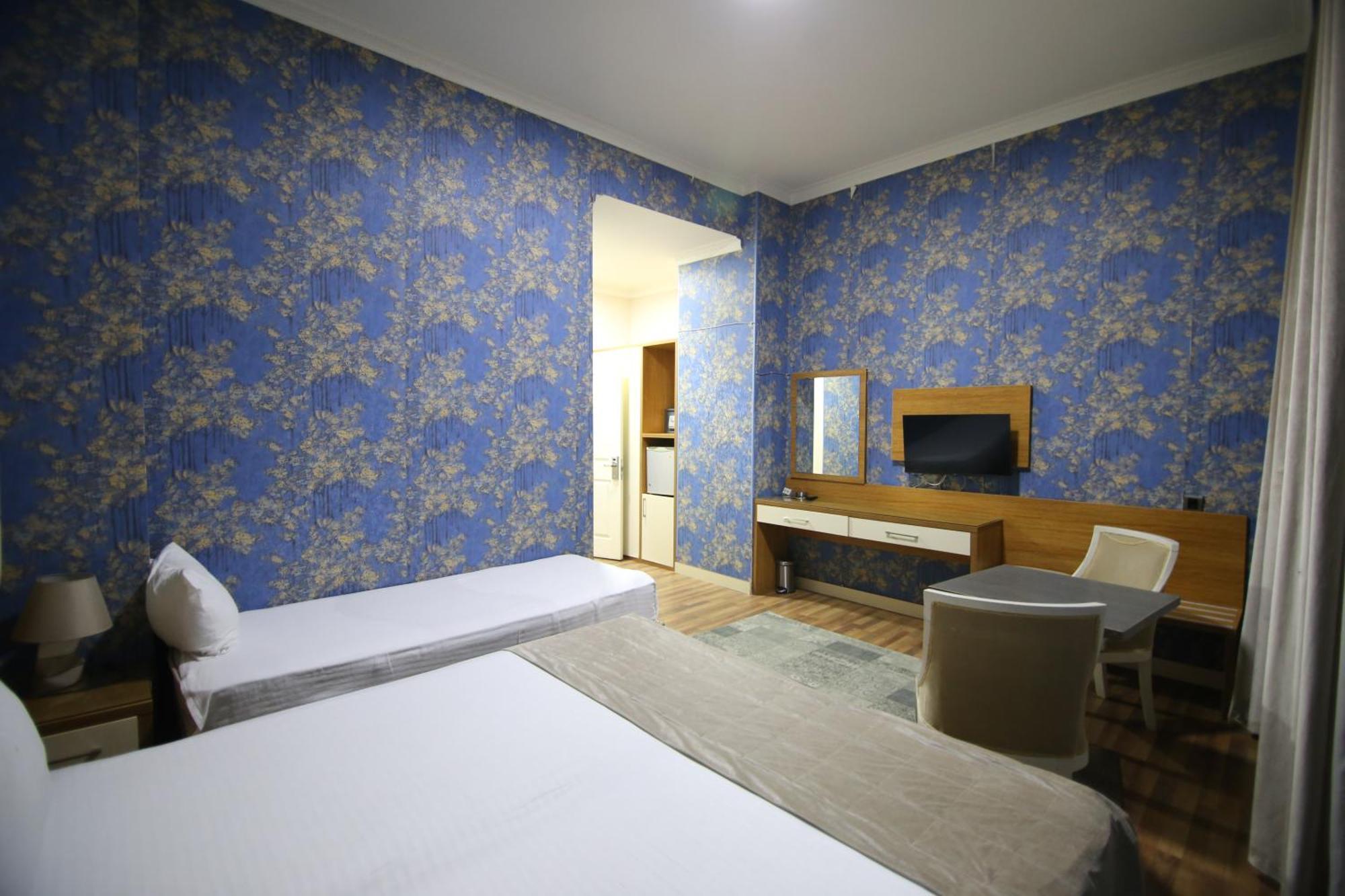 Hotel Empire Business Bakoe Buitenkant foto