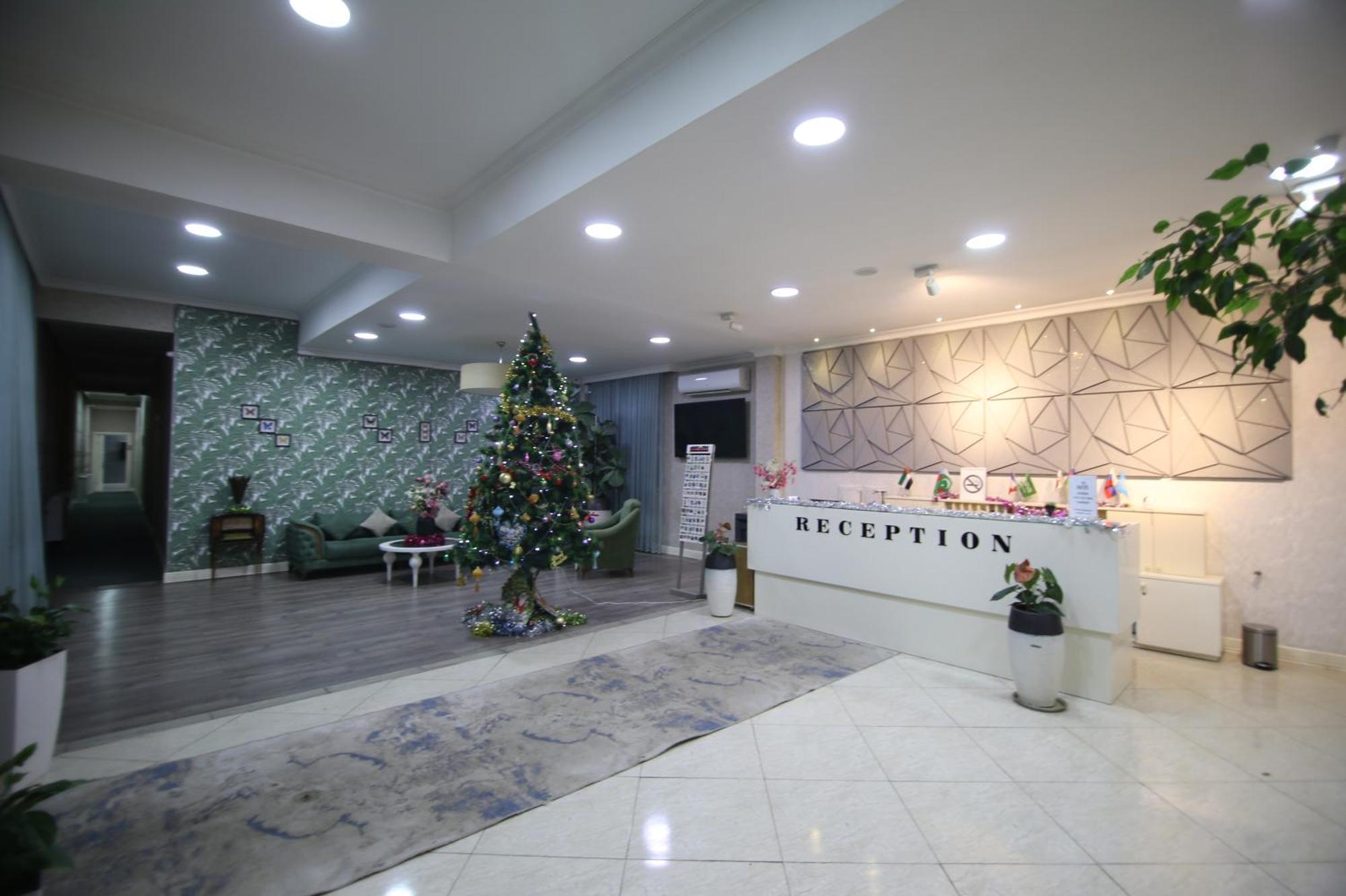 Hotel Empire Business Bakoe Buitenkant foto