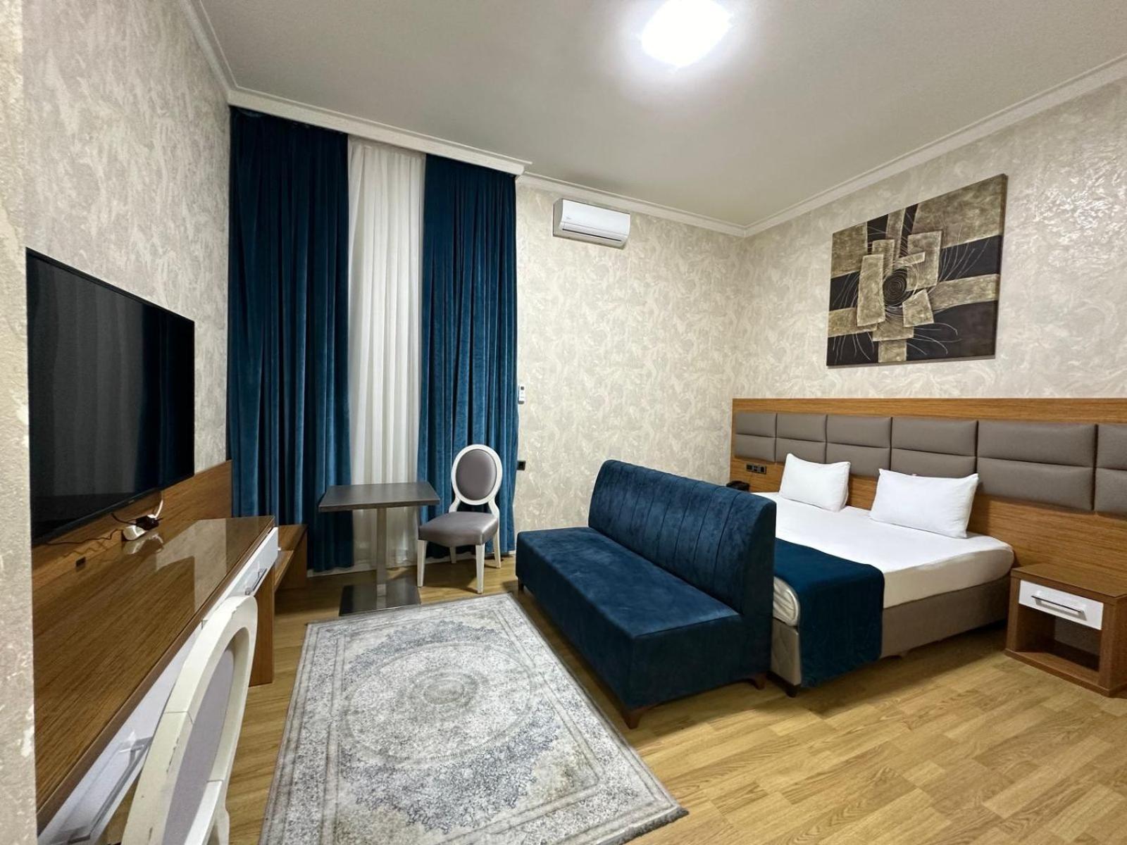 Hotel Empire Business Bakoe Buitenkant foto