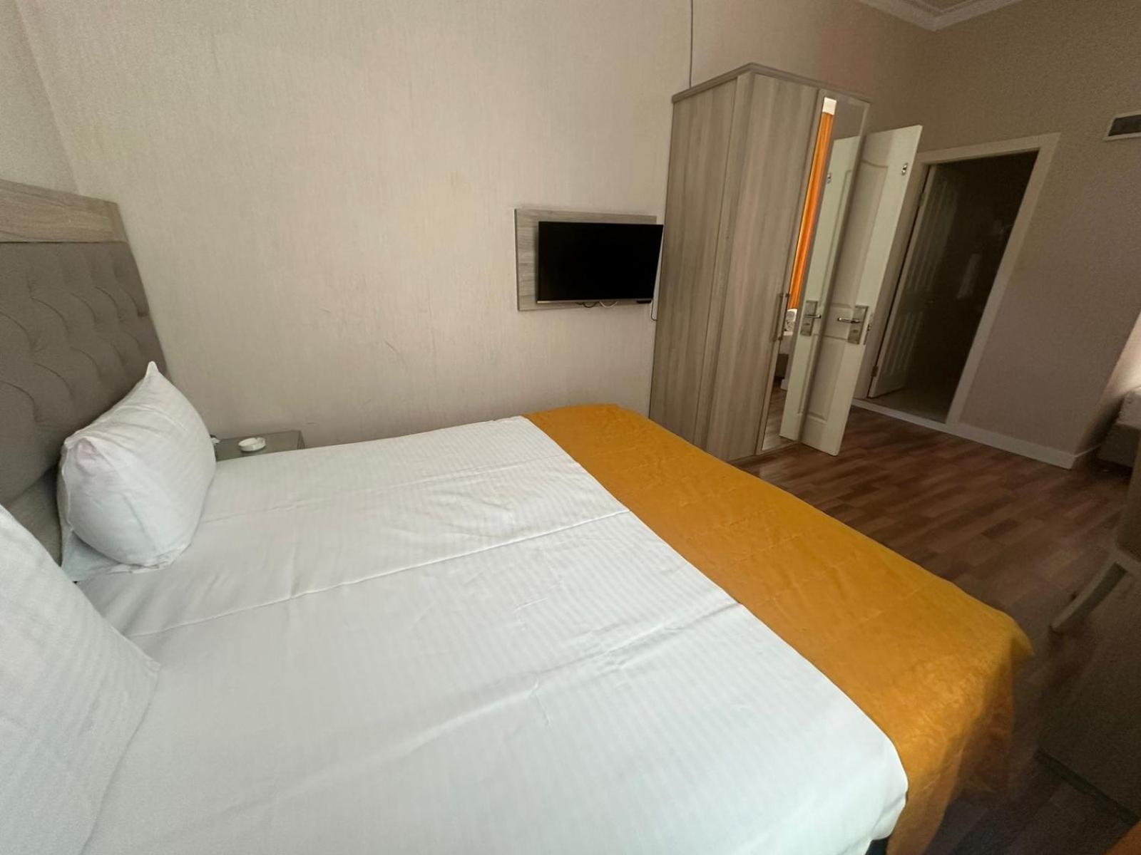 Hotel Empire Business Bakoe Buitenkant foto