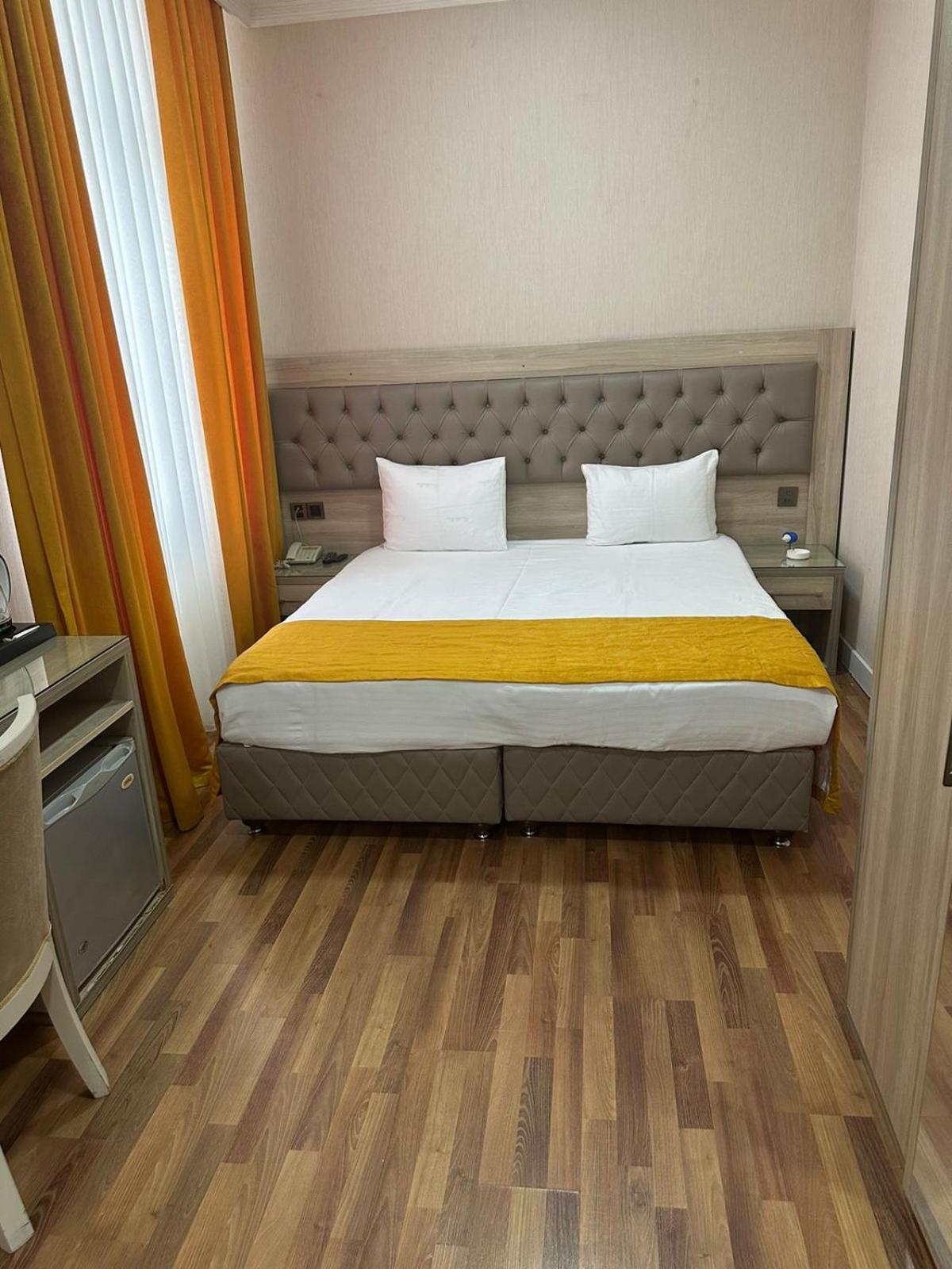 Hotel Empire Business Bakoe Buitenkant foto