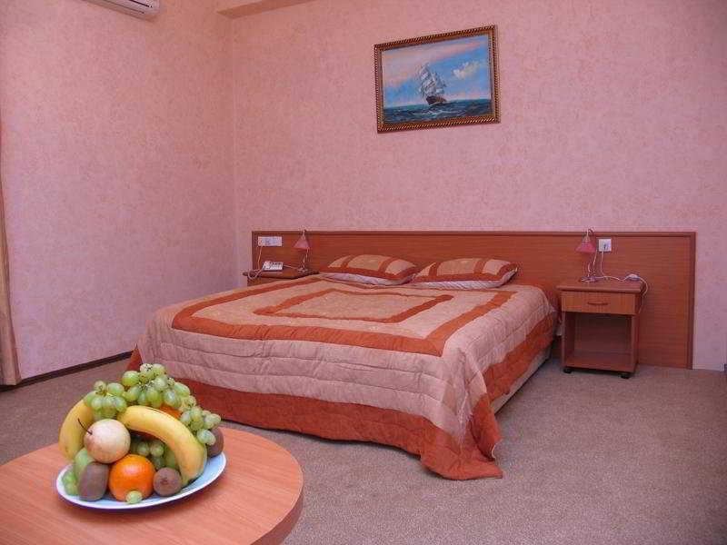 Hotel Empire Business Bakoe Buitenkant foto